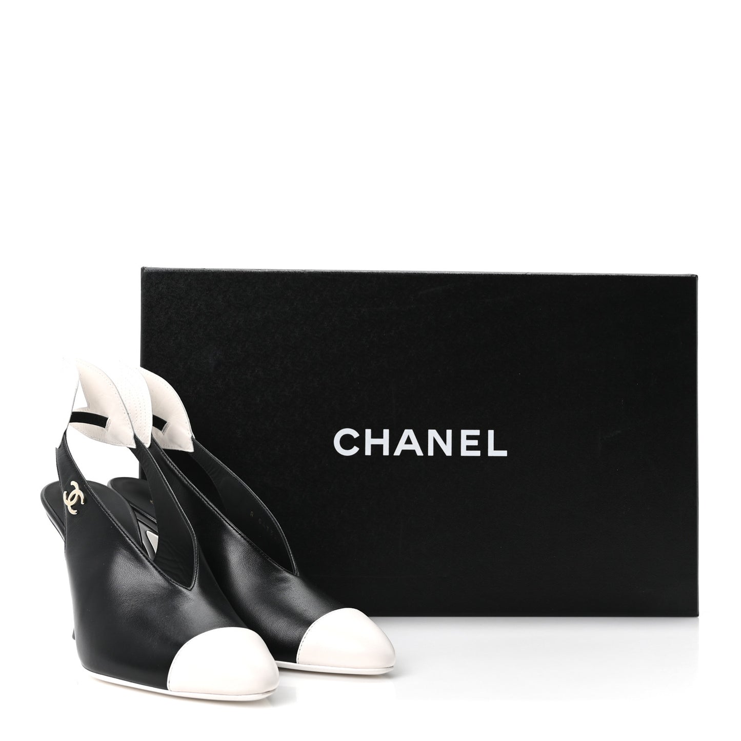 Lambskin Slingback Pumps 36.5 Black White