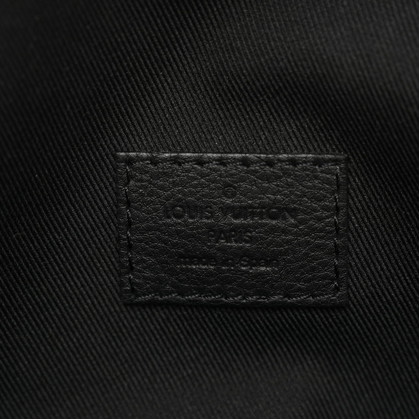 Calfskin Monogram Shadow Discovery Bumbag Black