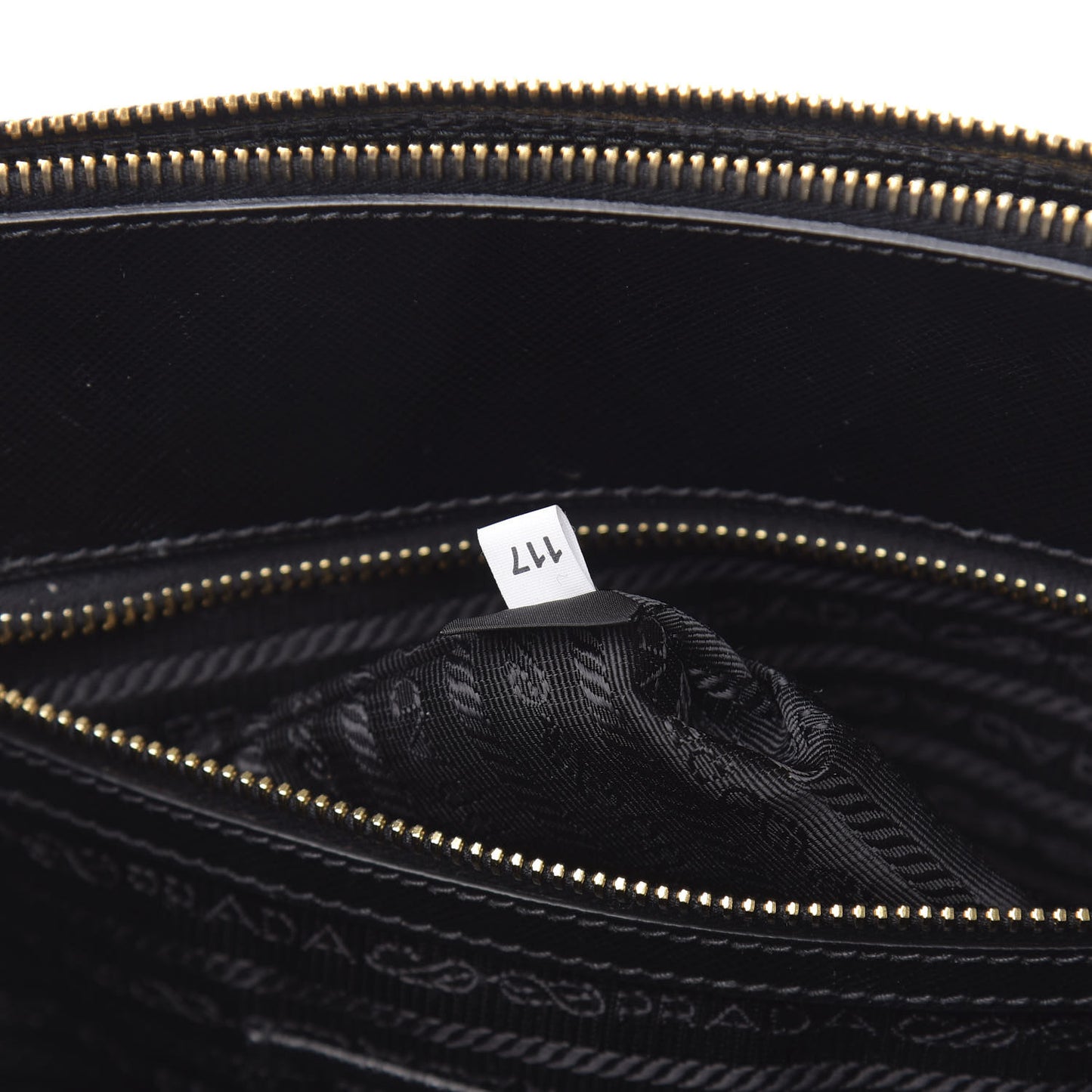 Saffiano Lux Extra Large Galleria Double Zip Tote Black