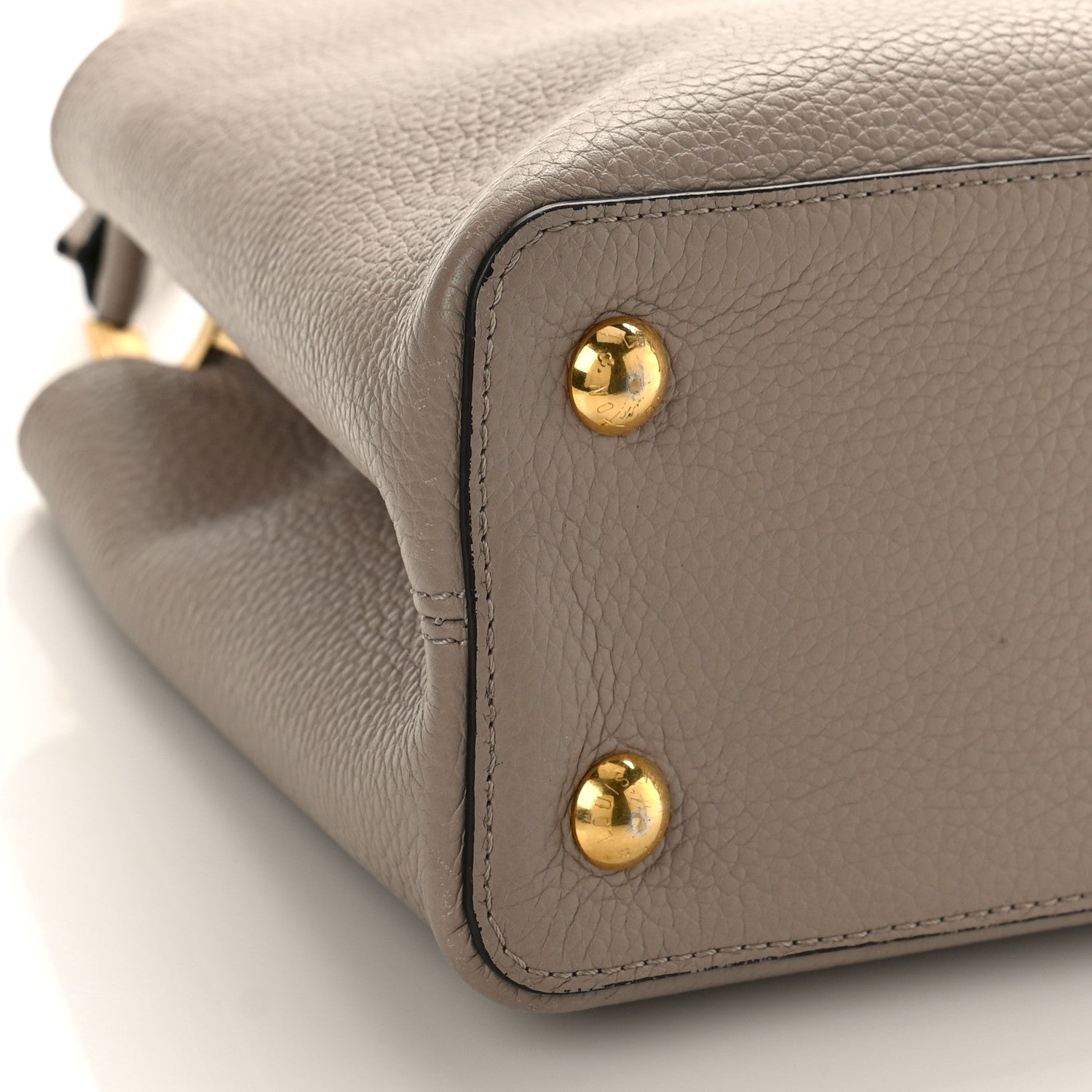 Louis Vuitton Taurillon Capucines PM Galet 7 of 8