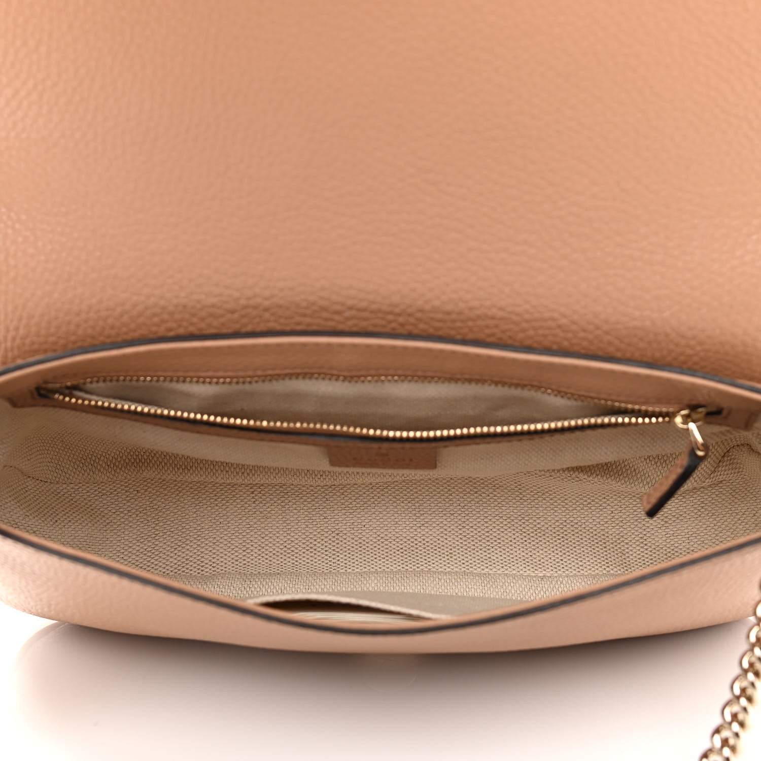 Gucci Pebbled Calfskin Medium Soho Flap Crossbody Camelia 5 of 12
