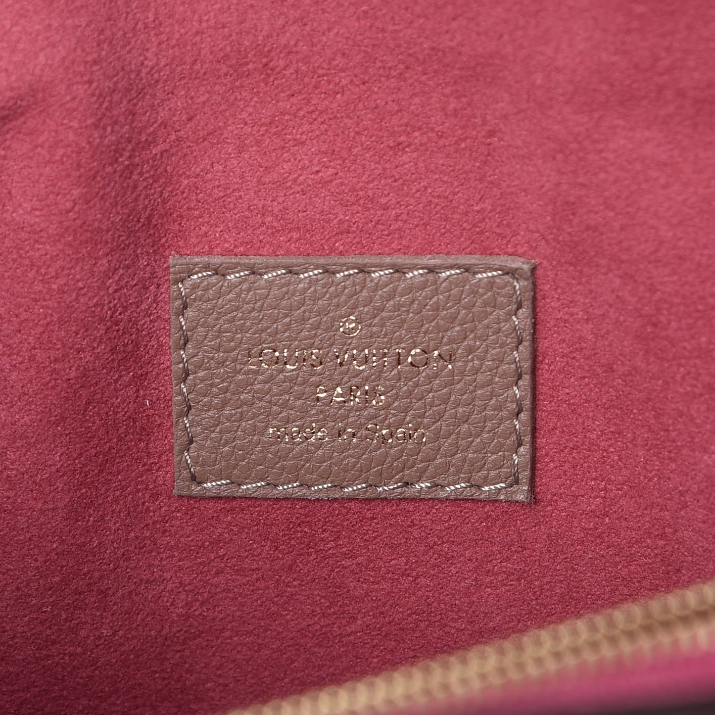Monogram Victoire Taupe Glace
