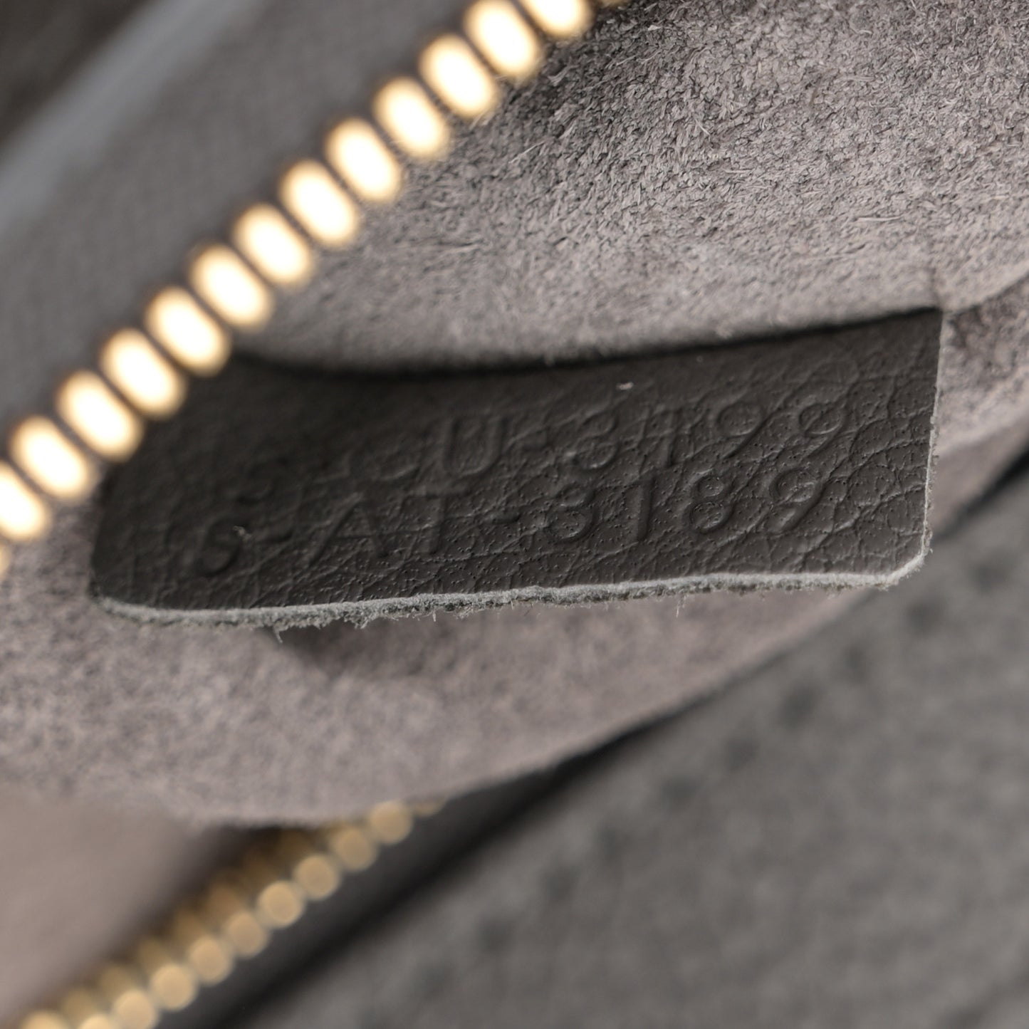 Soft Grained Calfskin Small Belt Cabas Phantom Medium Grey