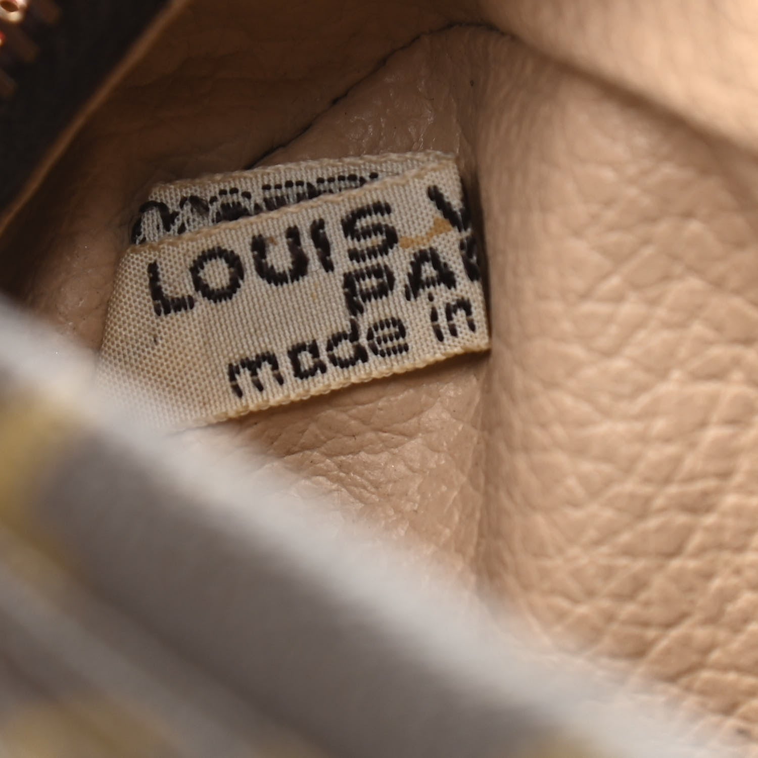 Louis Vuitton Monogram Trousse Toilette 28 6 of 9
