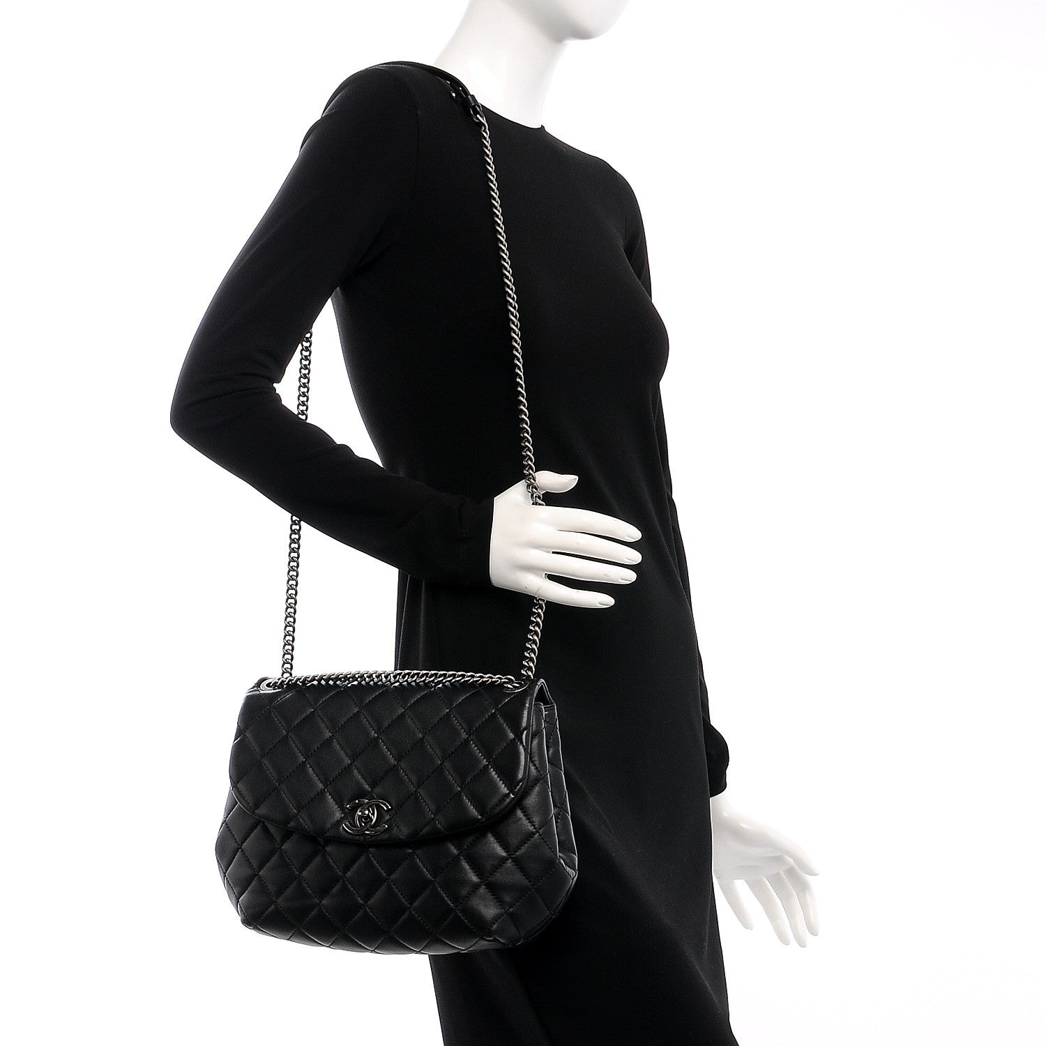 Chanel Lambskin Quilted Large Daily Supple Flap Black 2 of 9