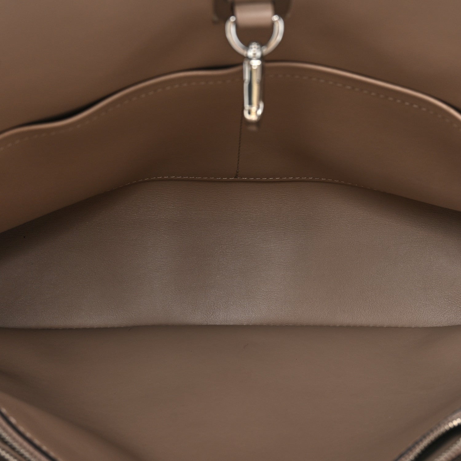 Louis Vuitton Veau Nuage Milla MM Tourterelle 5 of 12