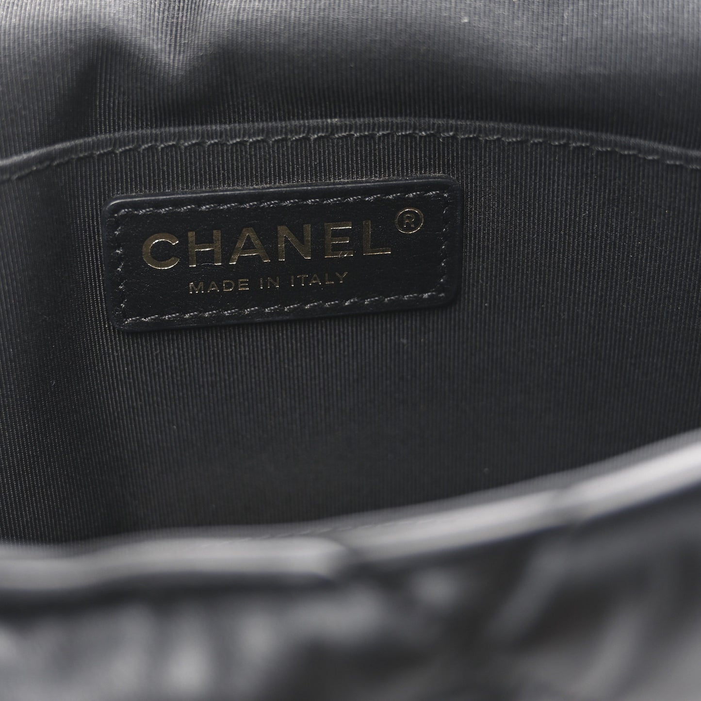 Calfskin Quilted Large Bubbly Flap Black