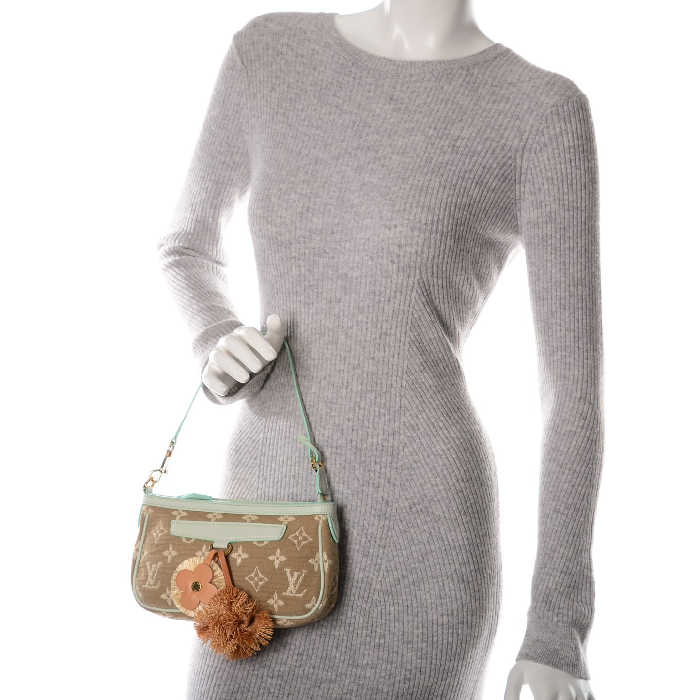 Monogram Sabbia Pochette Accessories Vert