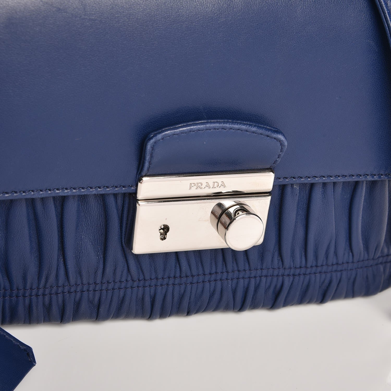 Prada Nappa Gaufre Sound Chain Flap Shoulder Bag Inchiostro 9 of 12