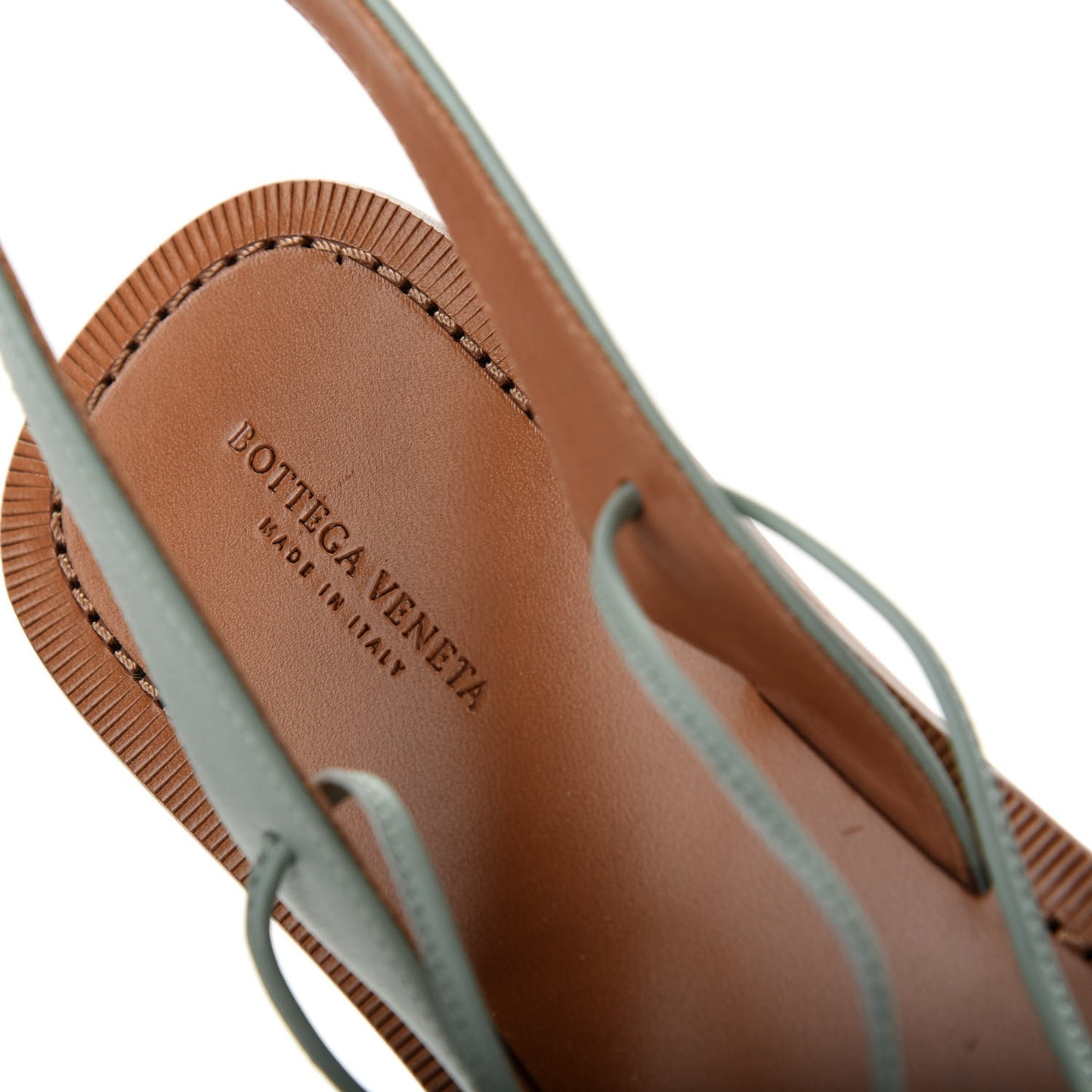 Calfskin Micro Intrecciato Flat Sandals 39.5 New Sauge