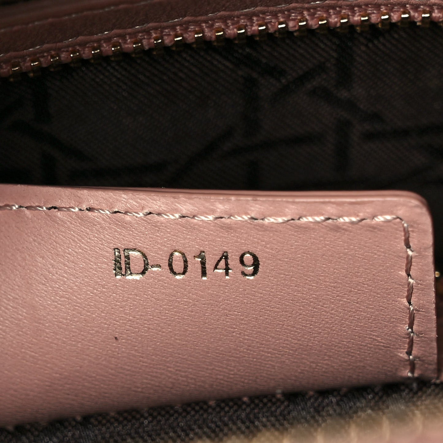 Lambskin Cannage Medium Lady Dior Fard