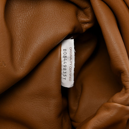 Bottega Veneta Smooth Butter Calf The Pouch Oversized Clutch Cammello 7 of 10