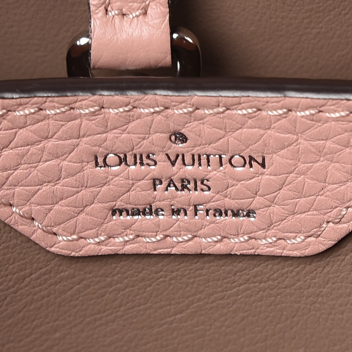 Louis Vuitton Taurillon Capucines PM Magnolia 8 of 9