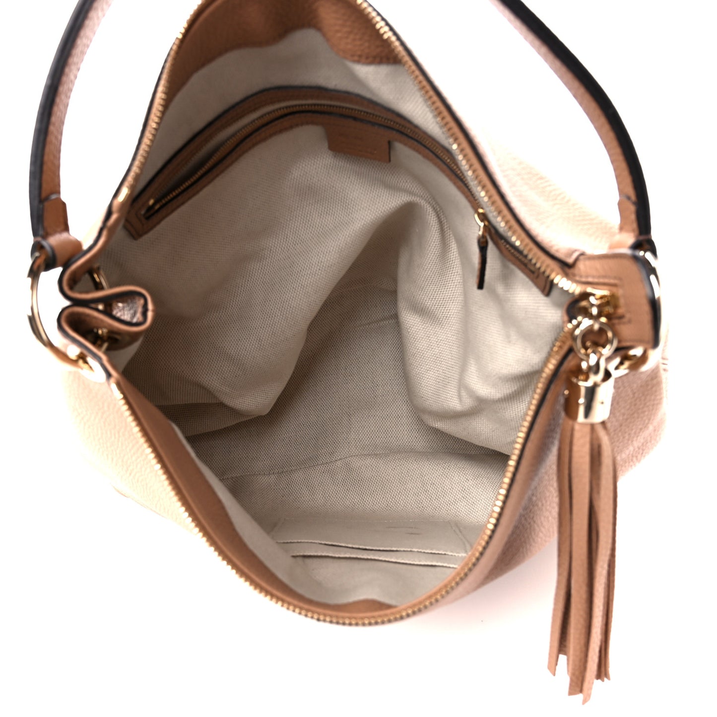 Pebbled Calfskin Large Soho Hobo Camelia