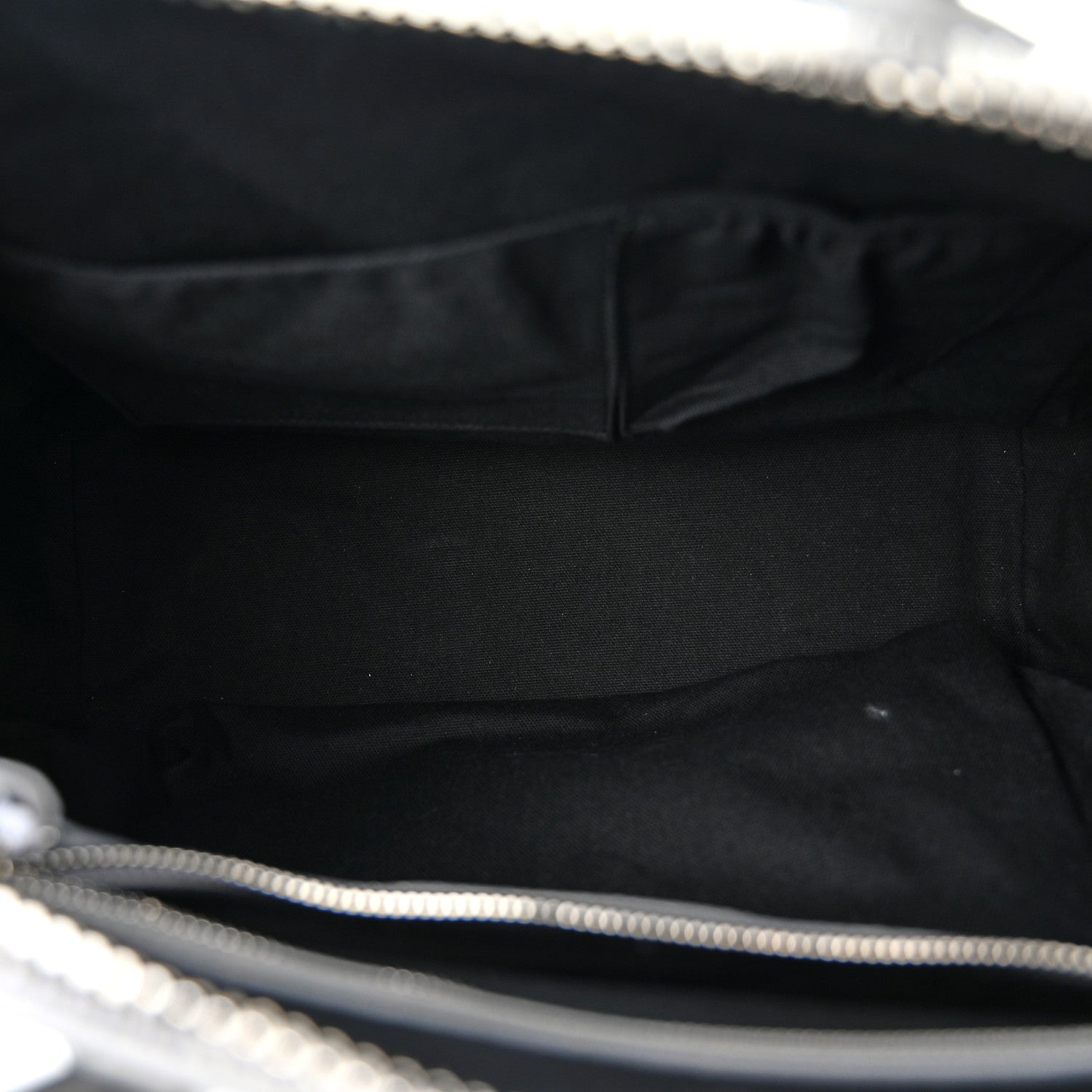 Givenchy Sugar Goatskin Medium Antigona Pearl Grey 4 of 11