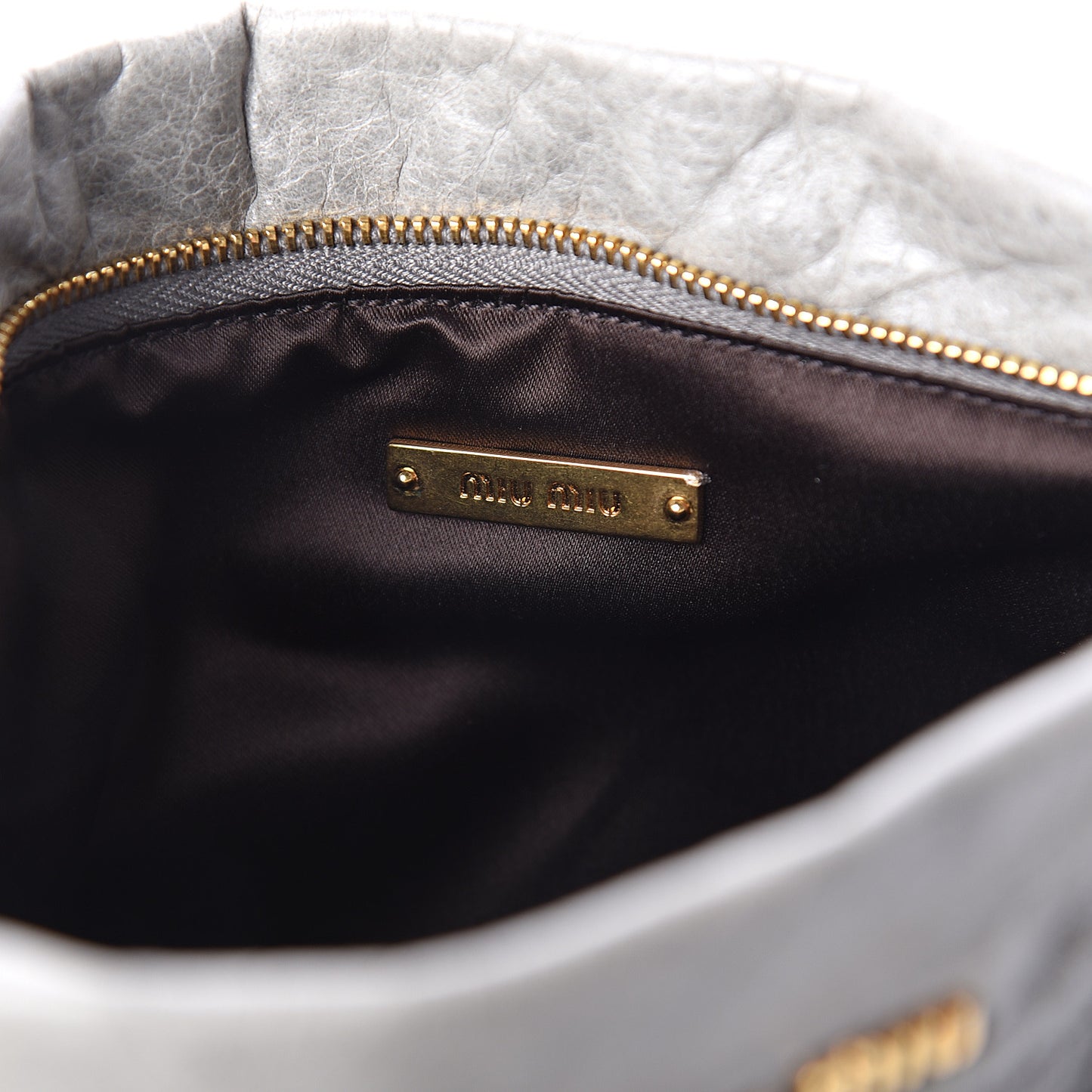 Vitello Shine Wristlet Nube