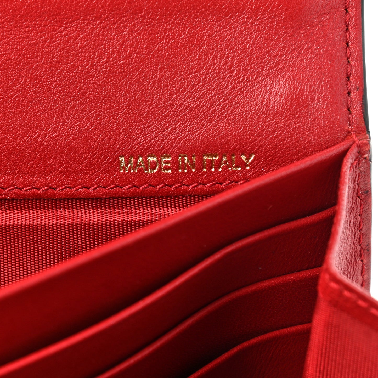 Vitello Rockstud Wristlet Travel Wallet Rosso Valentino