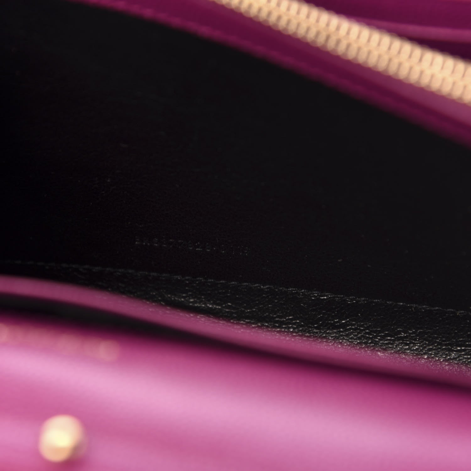 Saint Laurent Grain De Poudre Matelasse Chevron Monogram Chain Wallet Dark Grape 7 of 10