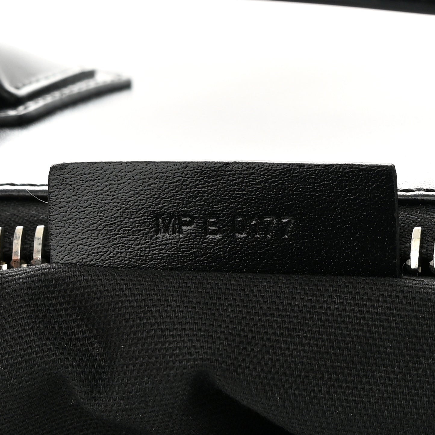 Shiny Lord Calfskin Small Antigona Black