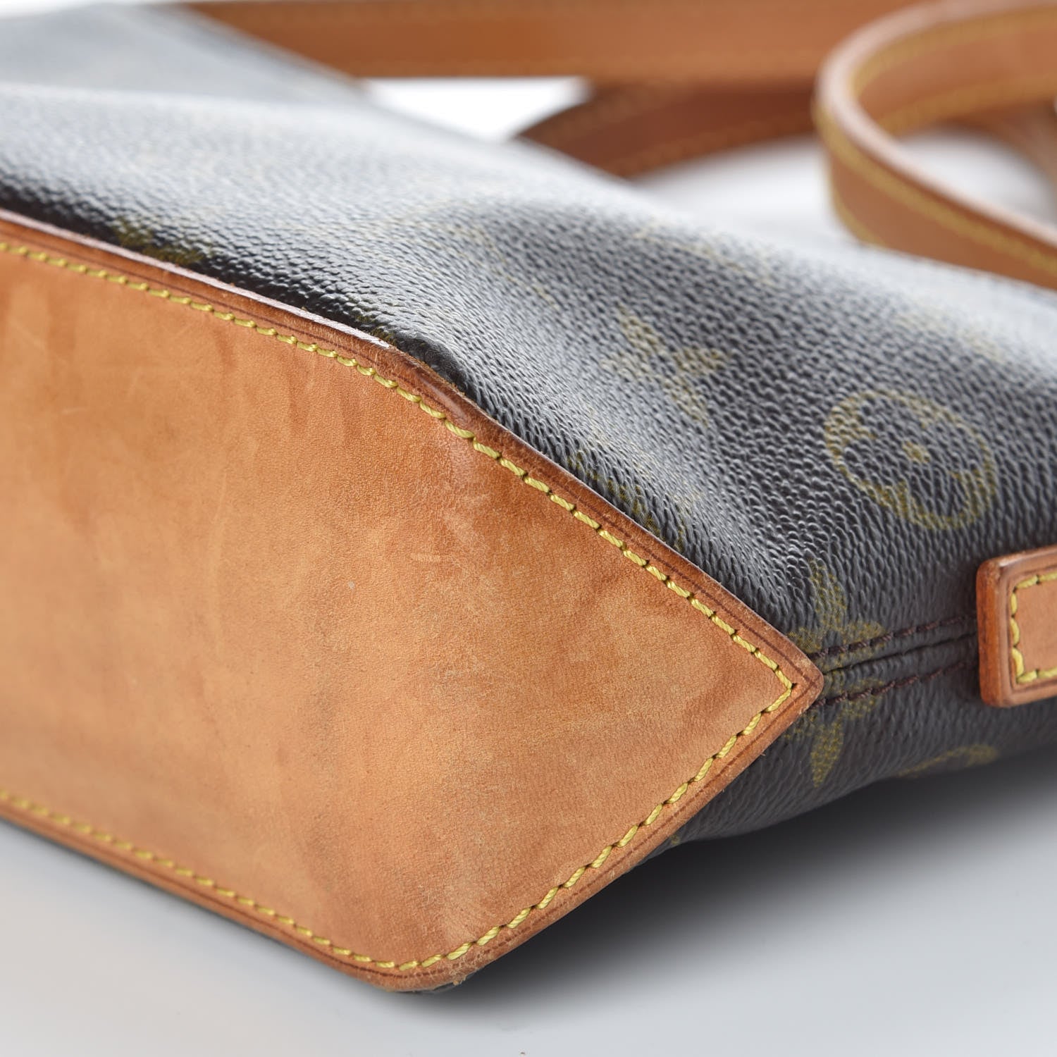 Louis Vuitton Monogram Trotteur 10 of 10
