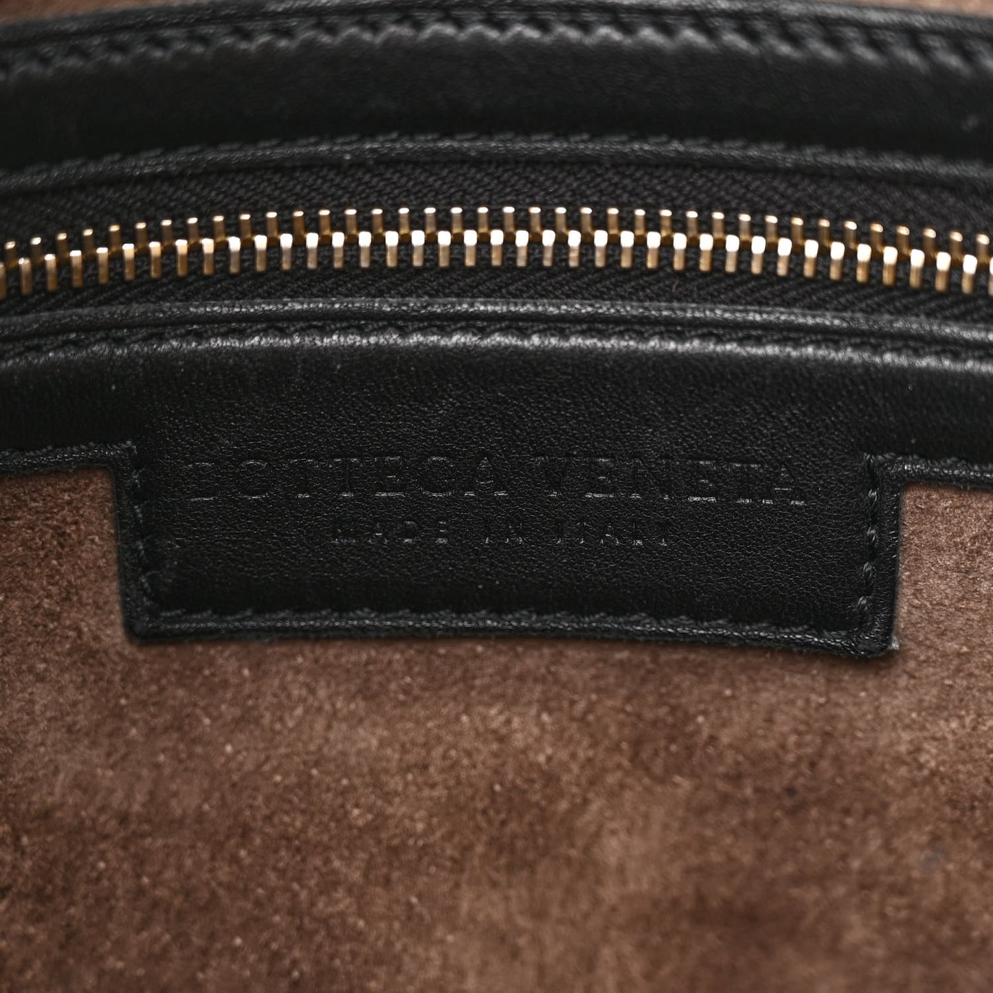 Nappa Intrecciato Medium Veneta Hobo Black