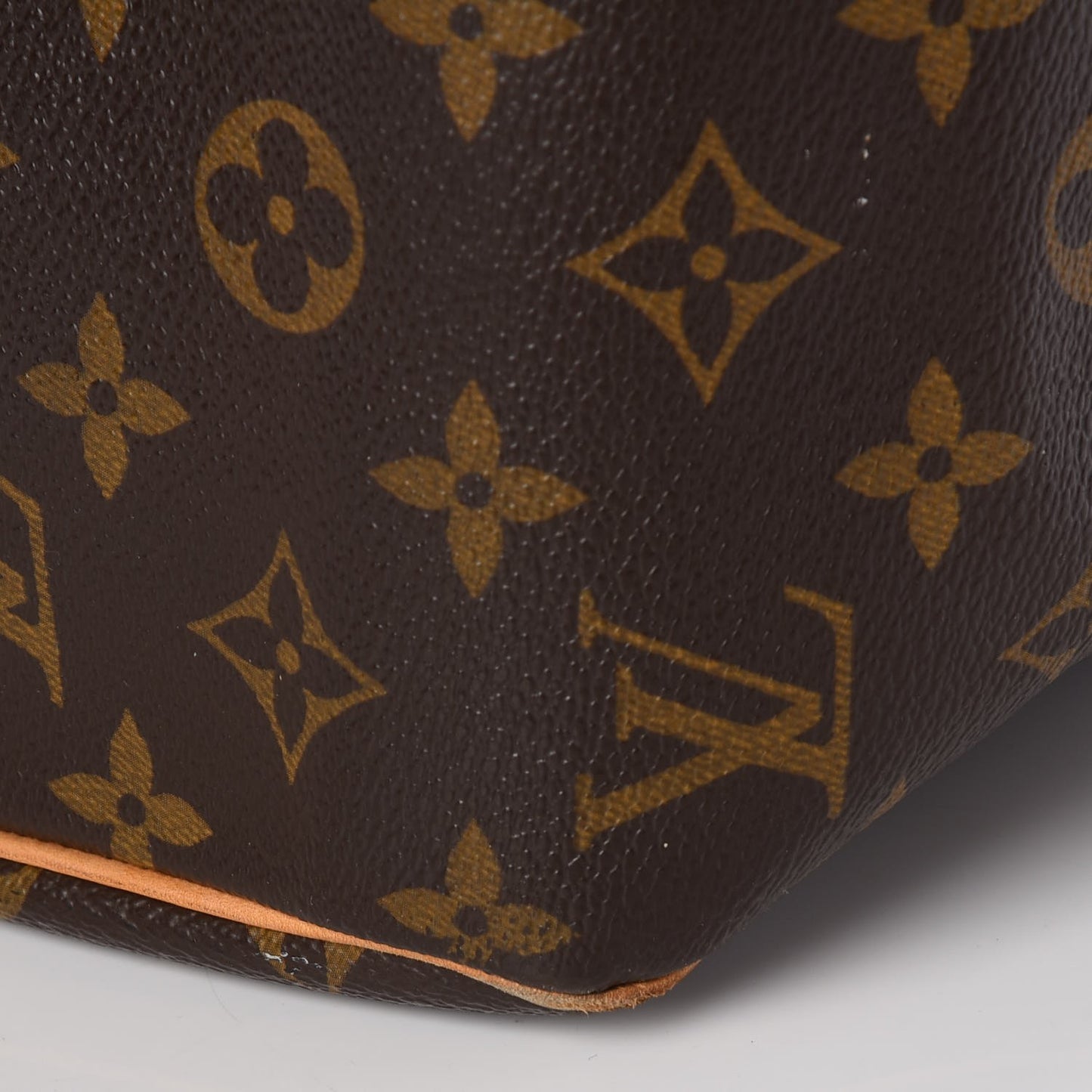 Monogram Batignolles Vertical