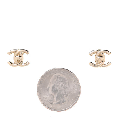 Chanel Metal CC Turnlock Earrings Gold 2 of 5