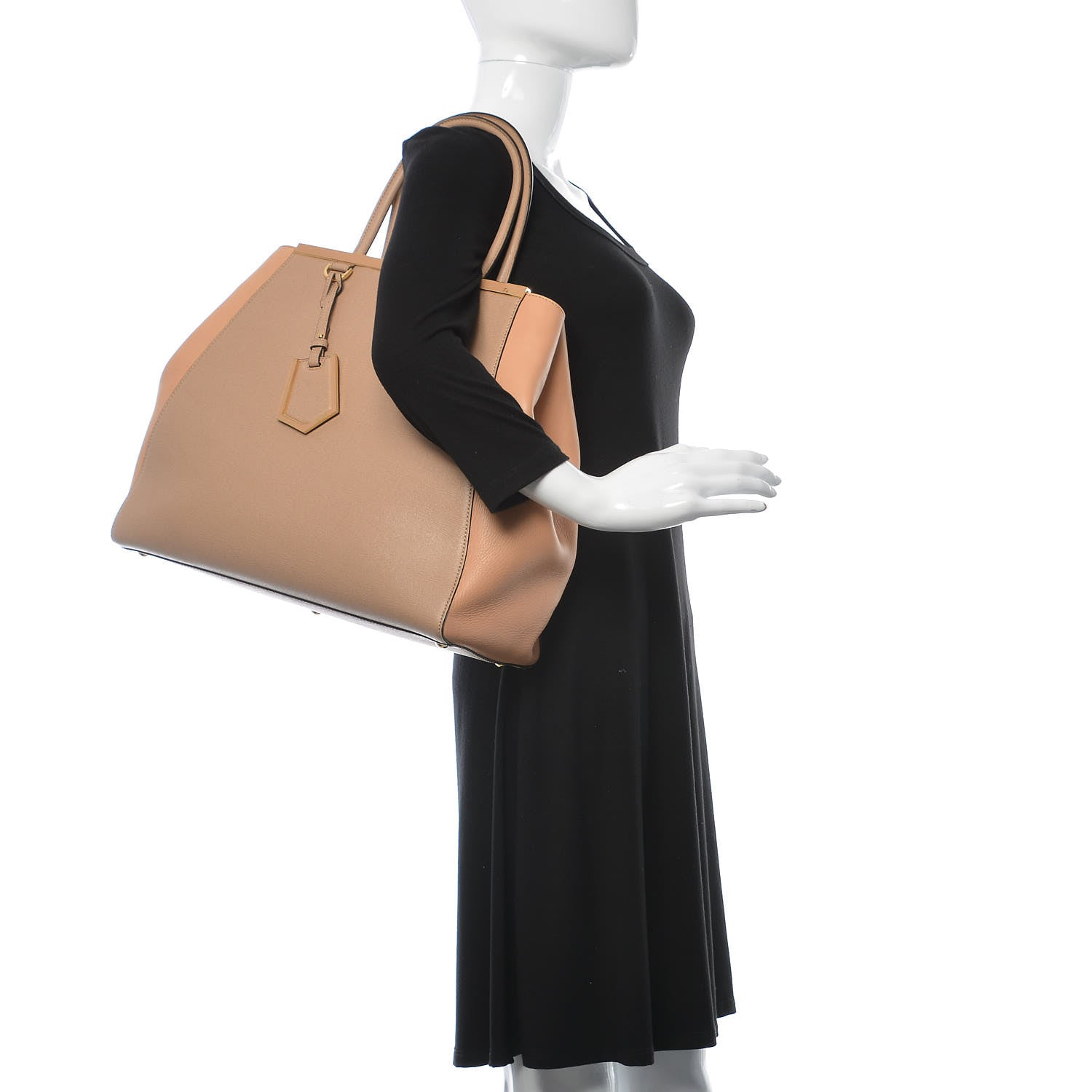 Fendi Vitello Elite Large 2Jours Tote Makeup 2 of 10