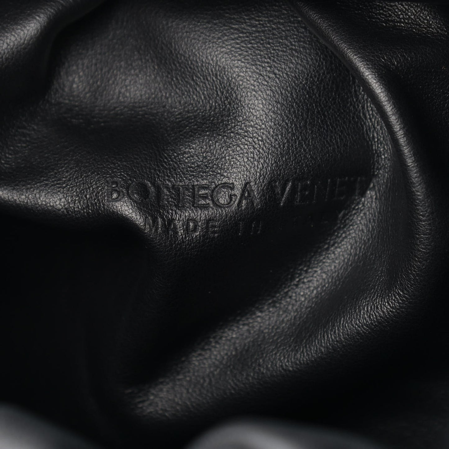 Smooth Butter Calfskin Small The Shoulder Pouch Black