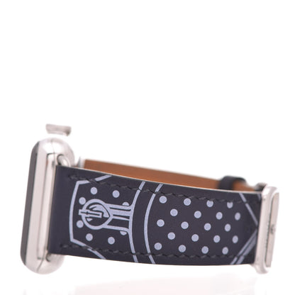 Hermes Gala 38mm Series 3 Apple Watch Eperon d’Or Bleu Marine 5 of 12