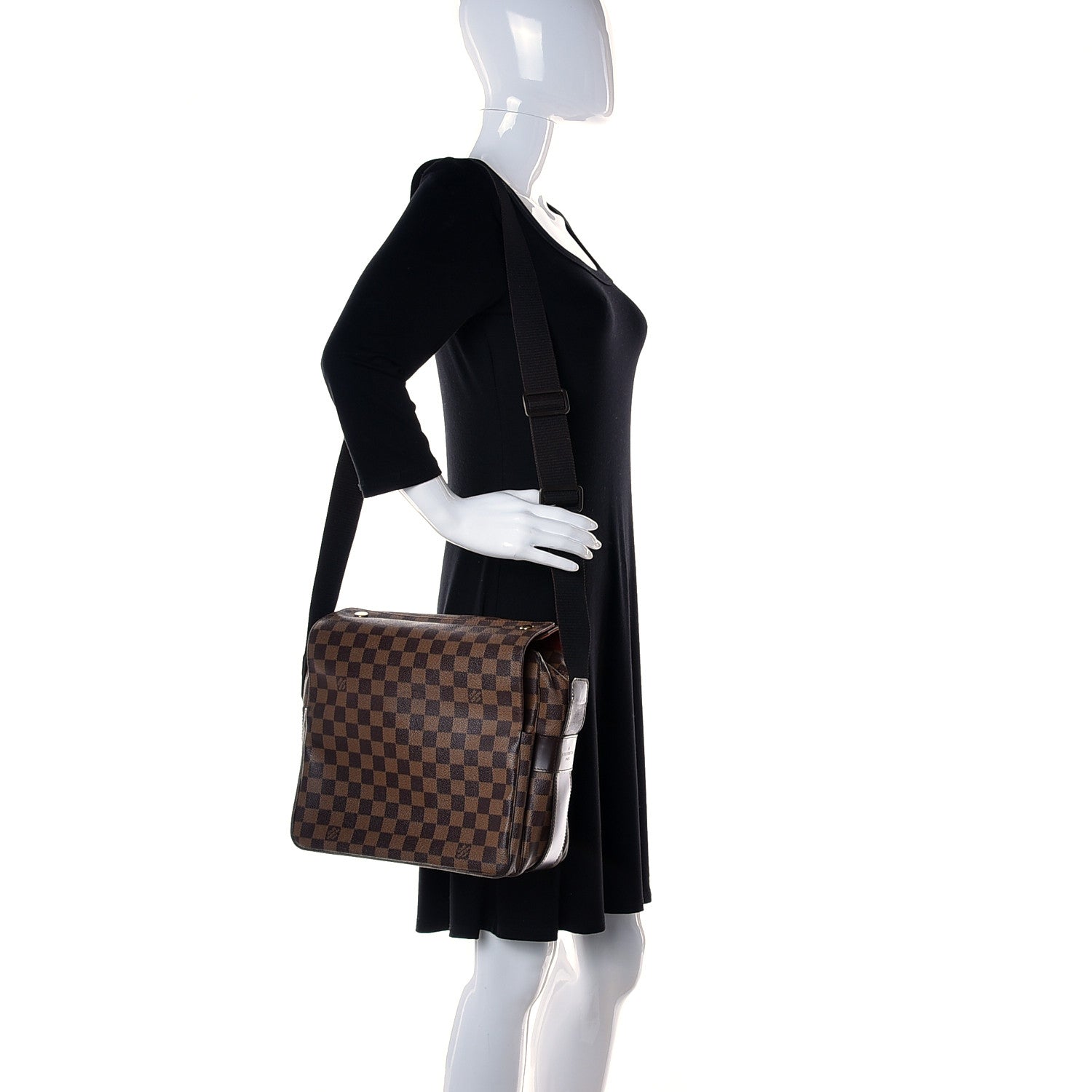 Louis Vuitton Damier Ebene Naviglio 3 of 20
