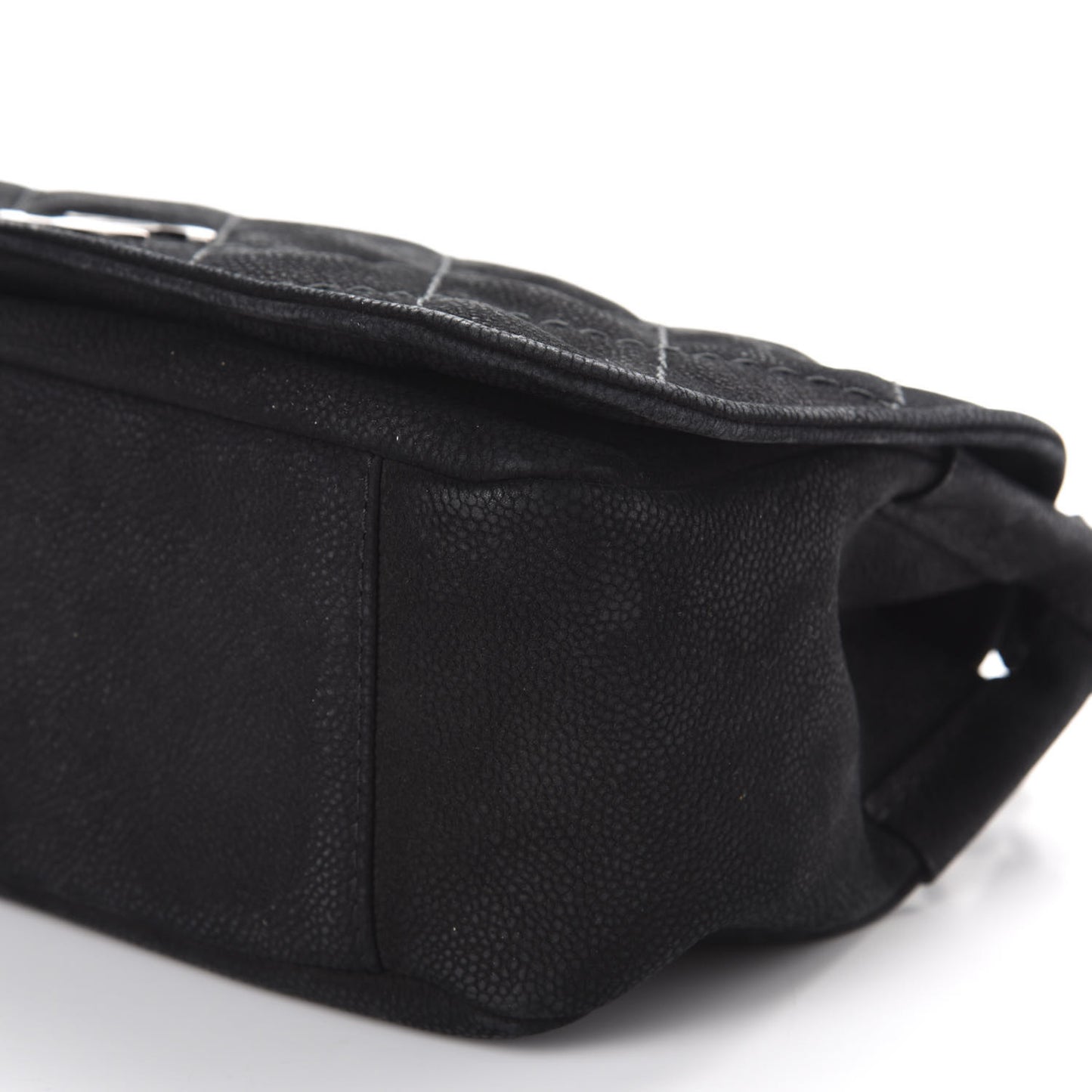 Iridescent Caviar Large Flap Black