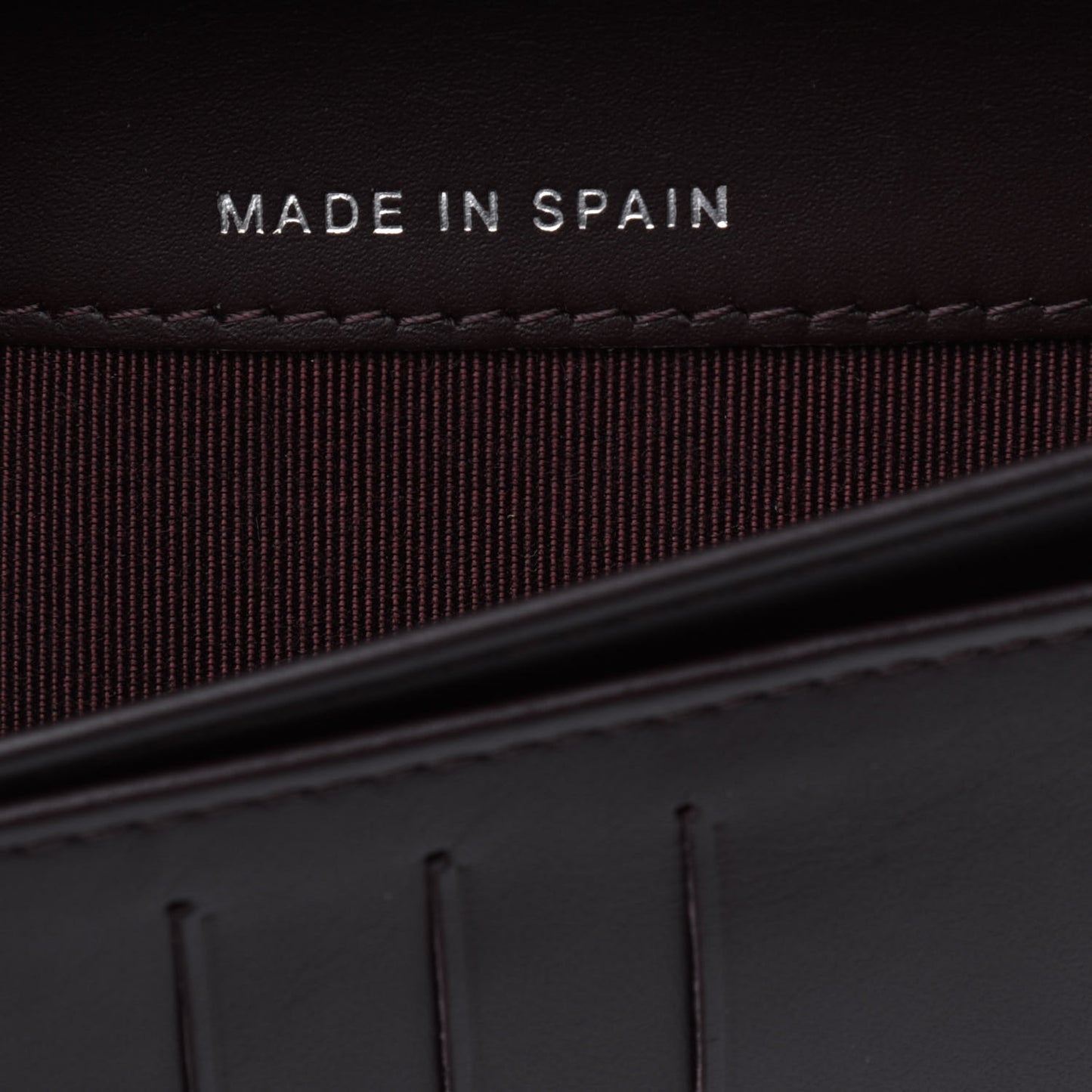 Caviar Quilted Yen Wallet Black
