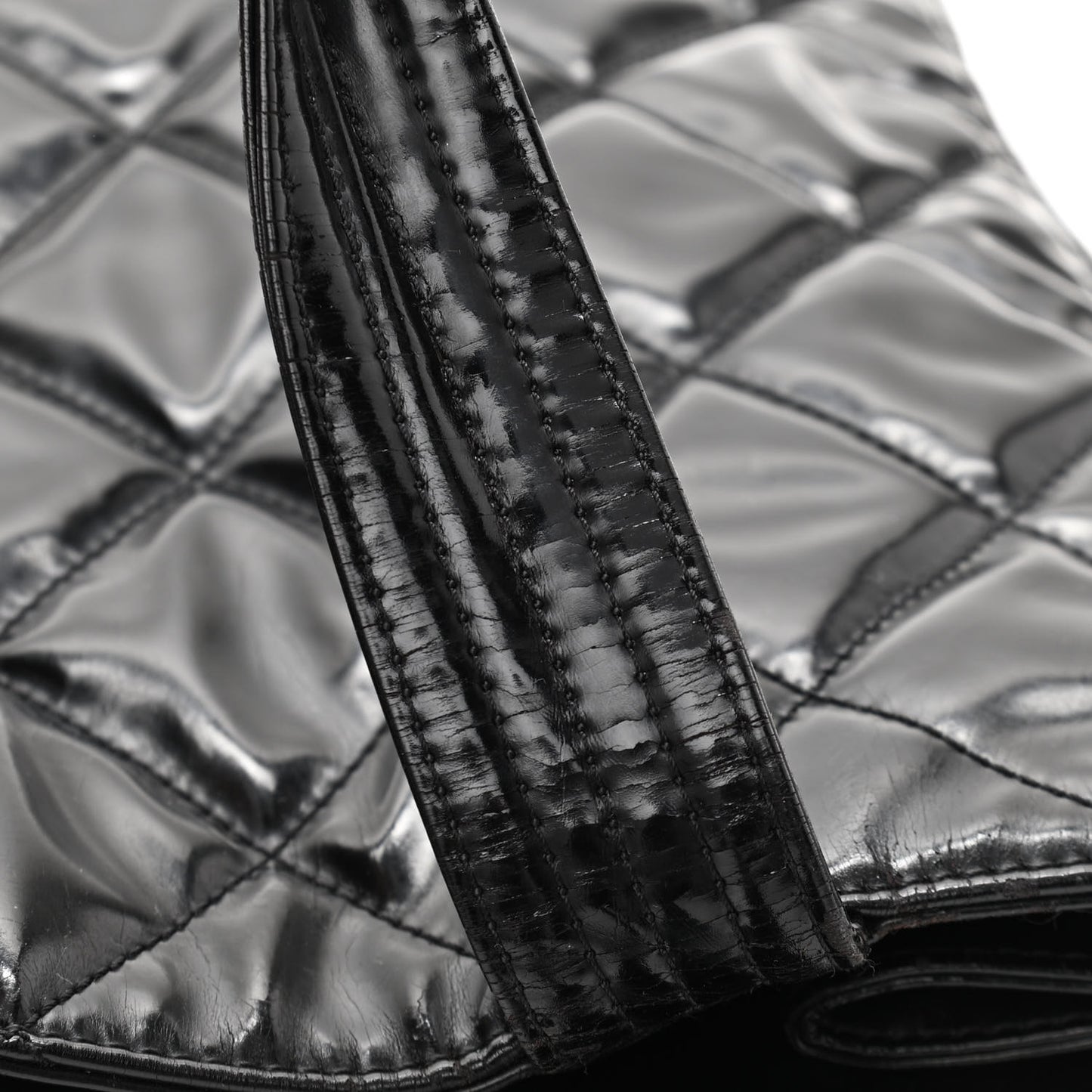 Patent Quilted Expandable CC Shoping Tote Black