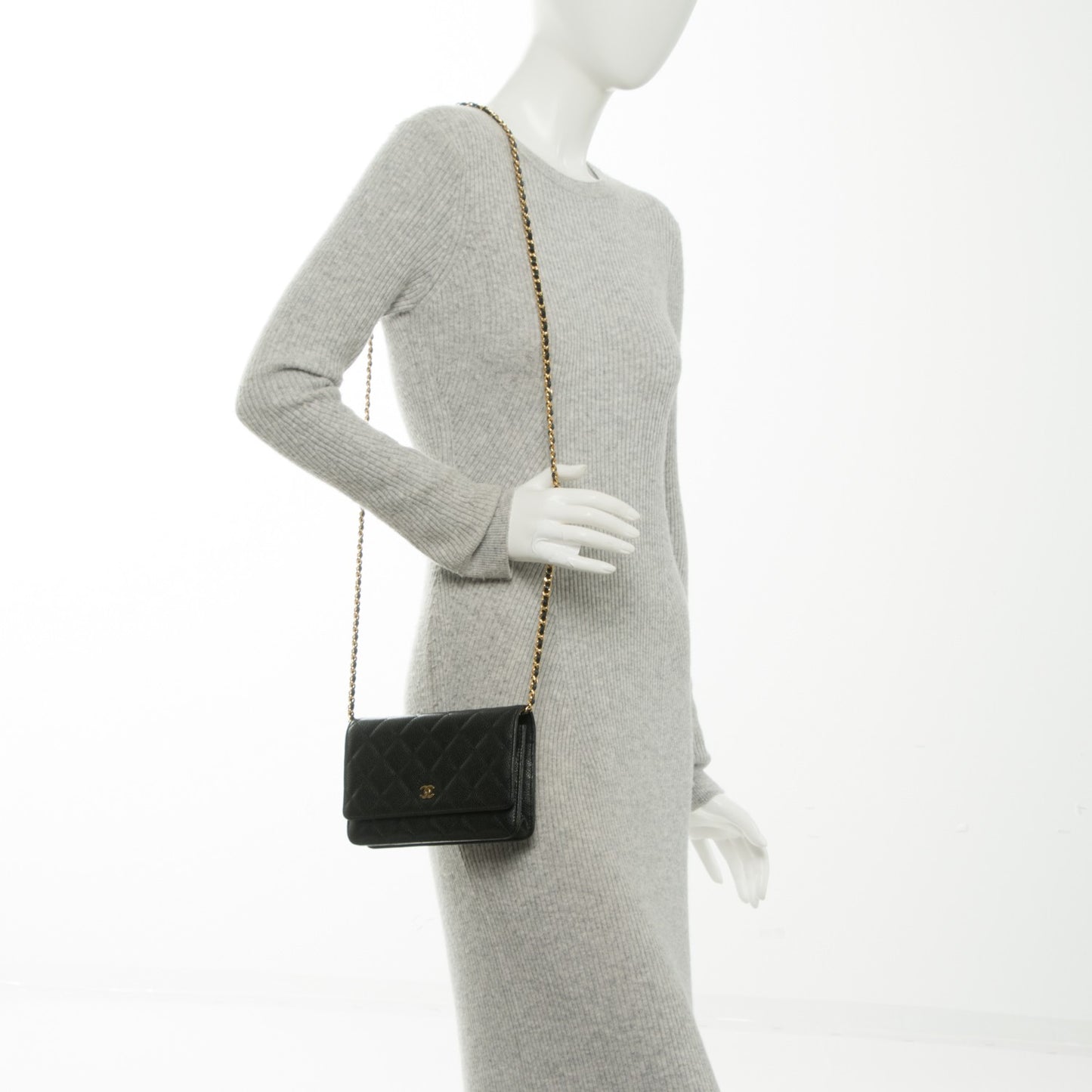 Caviar Quilted Wallet On Chain WOC Black