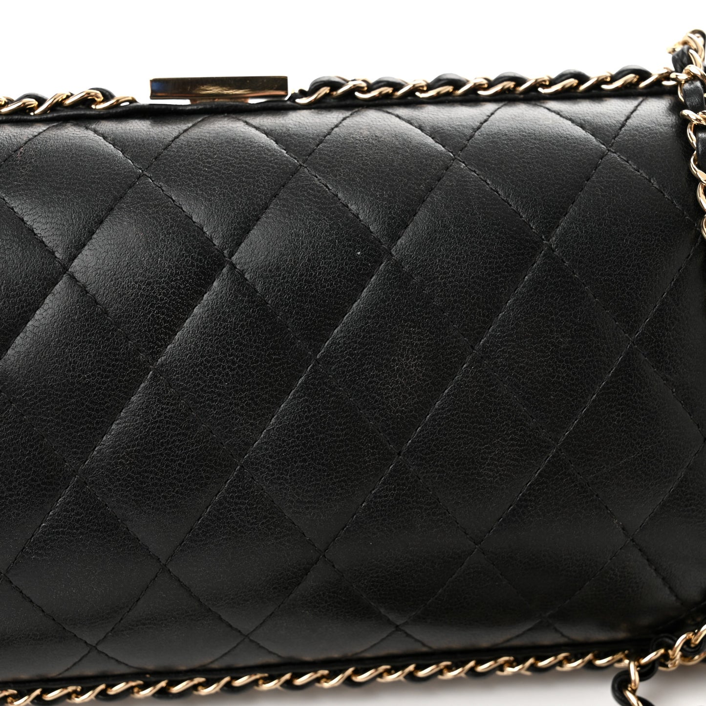 Lambskin Quilted Pearl Crystal Chain Around Clutch Black