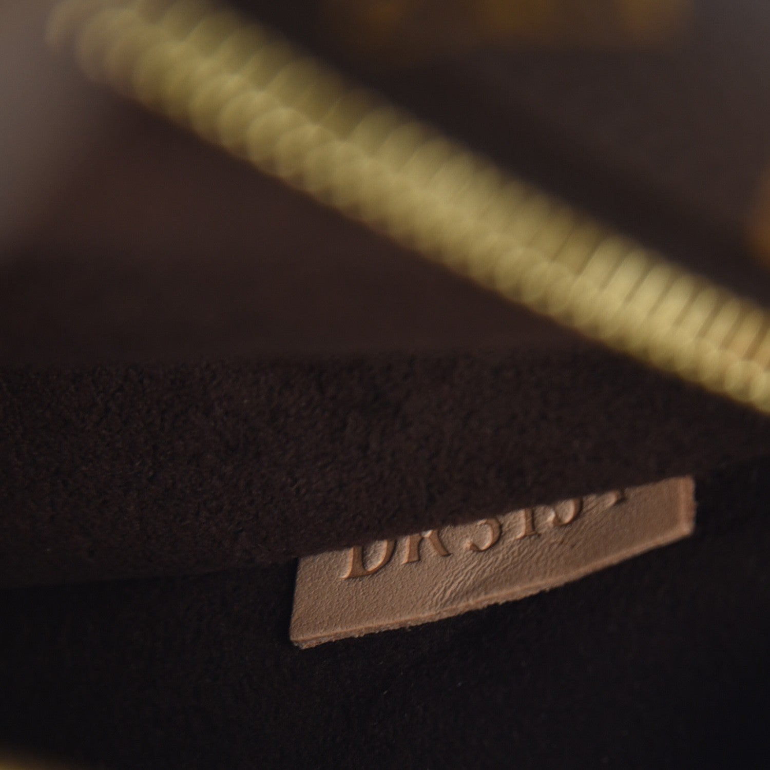 Louis Vuitton Monogram Pochette Metis 9 of 9