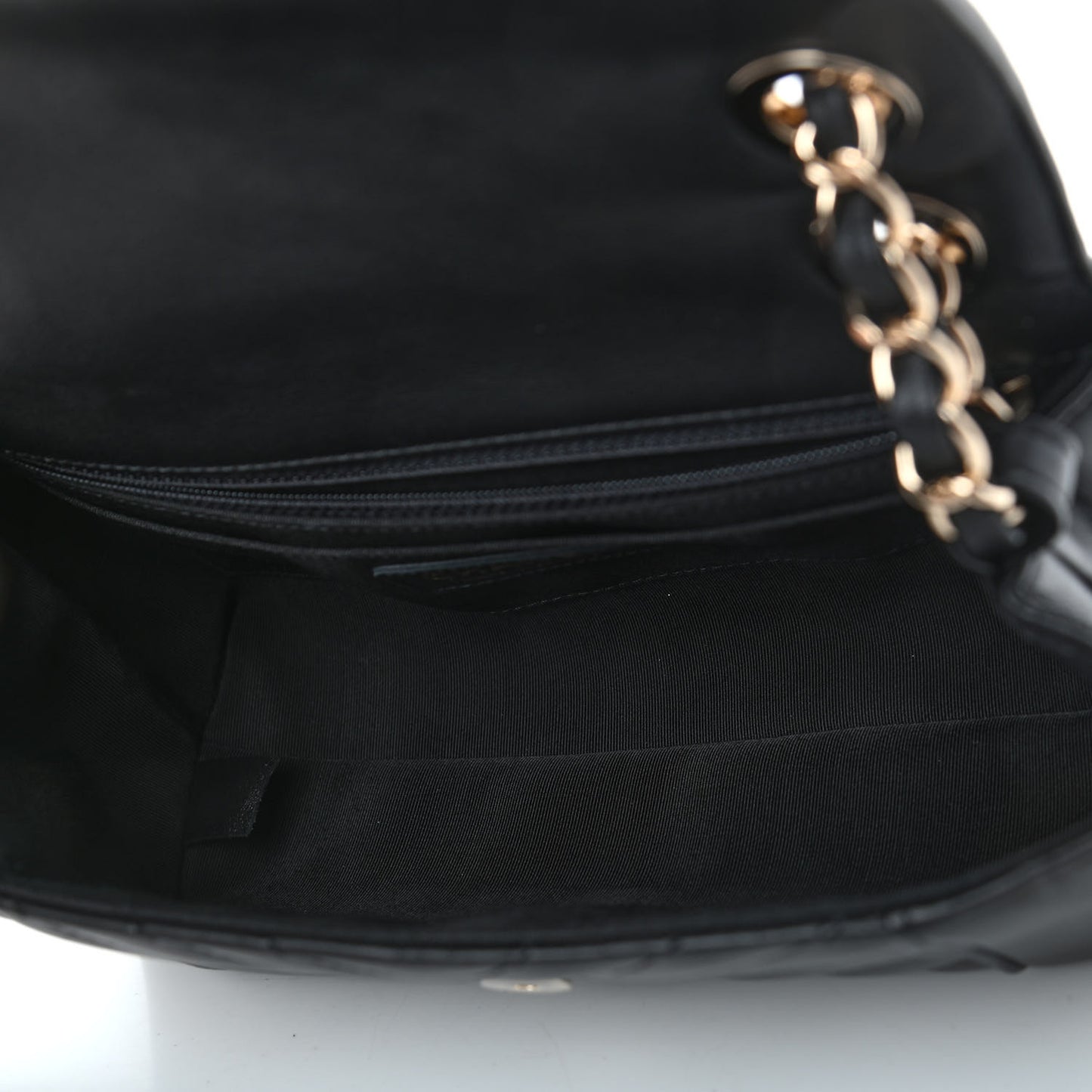 Calfskin Quilted Medium Daily Chevron Flap Black