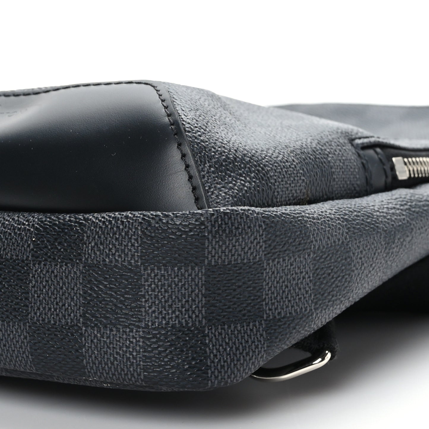 Damier Graphite Avenue Sling Bag