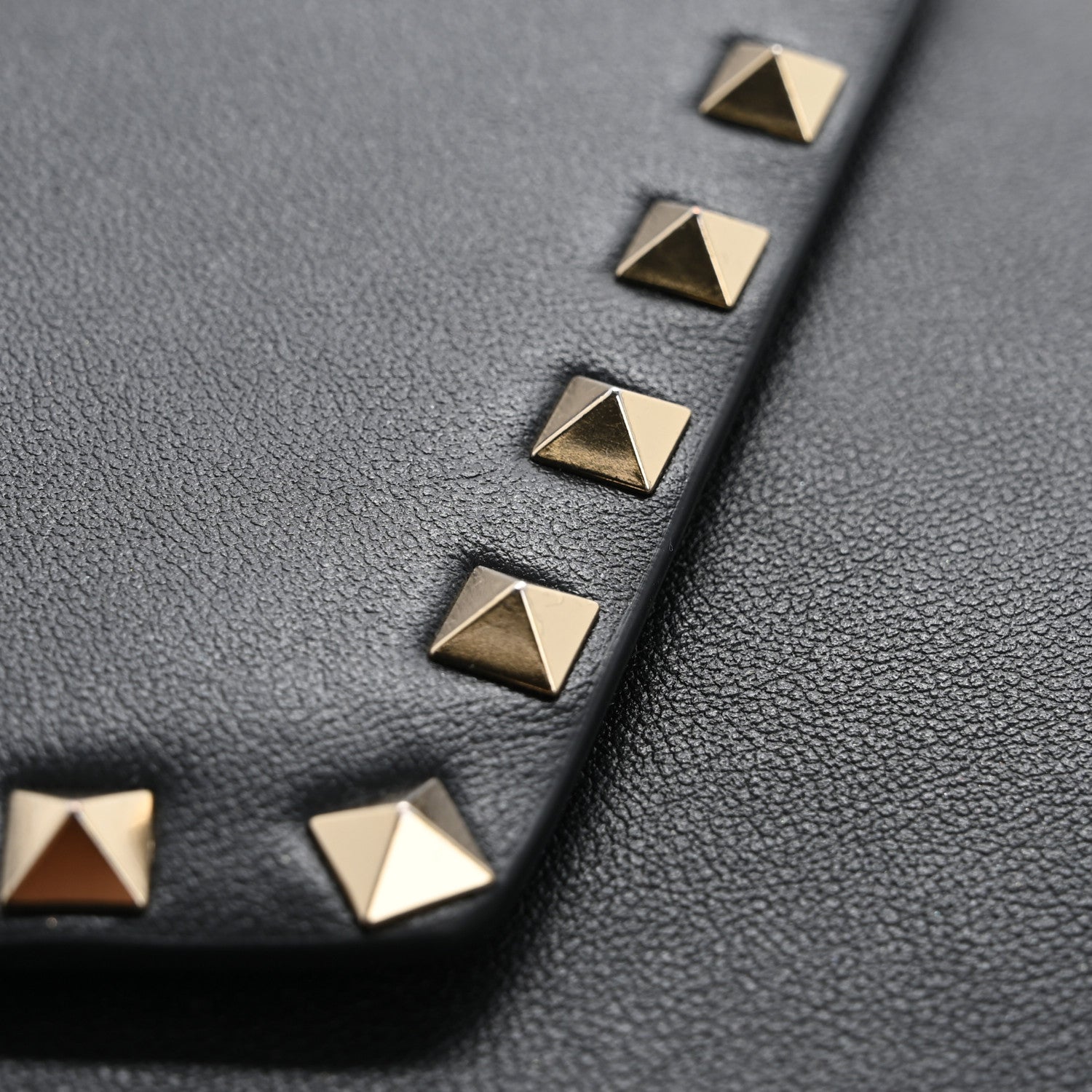 Valentino Garavani Vitello Medium Rockstud Envelope Flat Wristlet Pouch Black 7 of 10