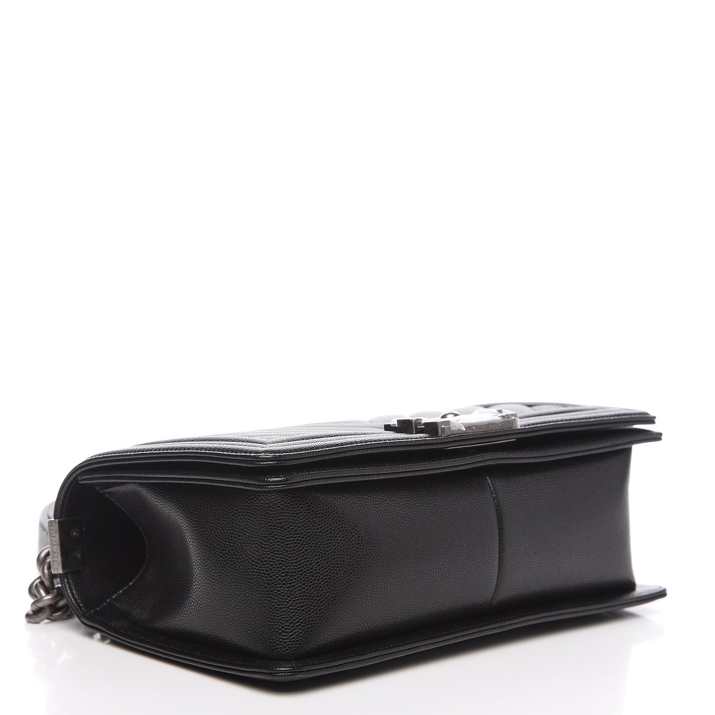 Caviar Chevron Quilted Medium Boy Flap Black