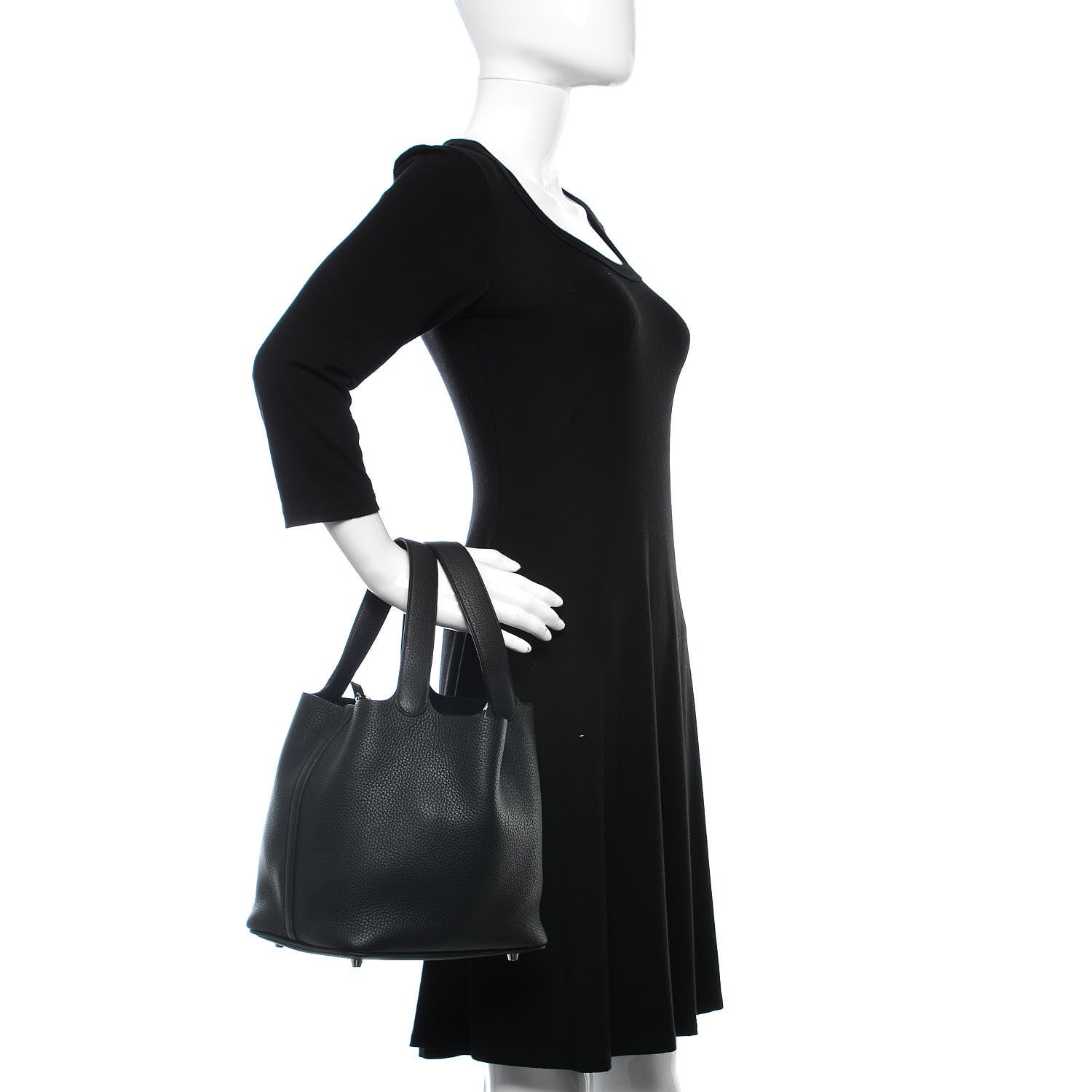 Hermes Taurillon Clemence Picotin Lock 22 MM Black 2 of 12