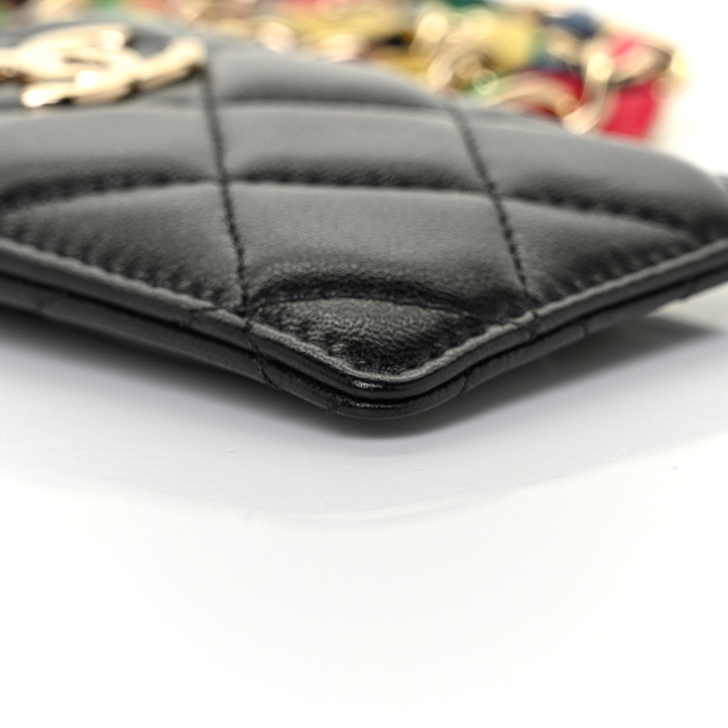 Shiny Lambskin Ribbon Quilted Card Holder On Chain Black