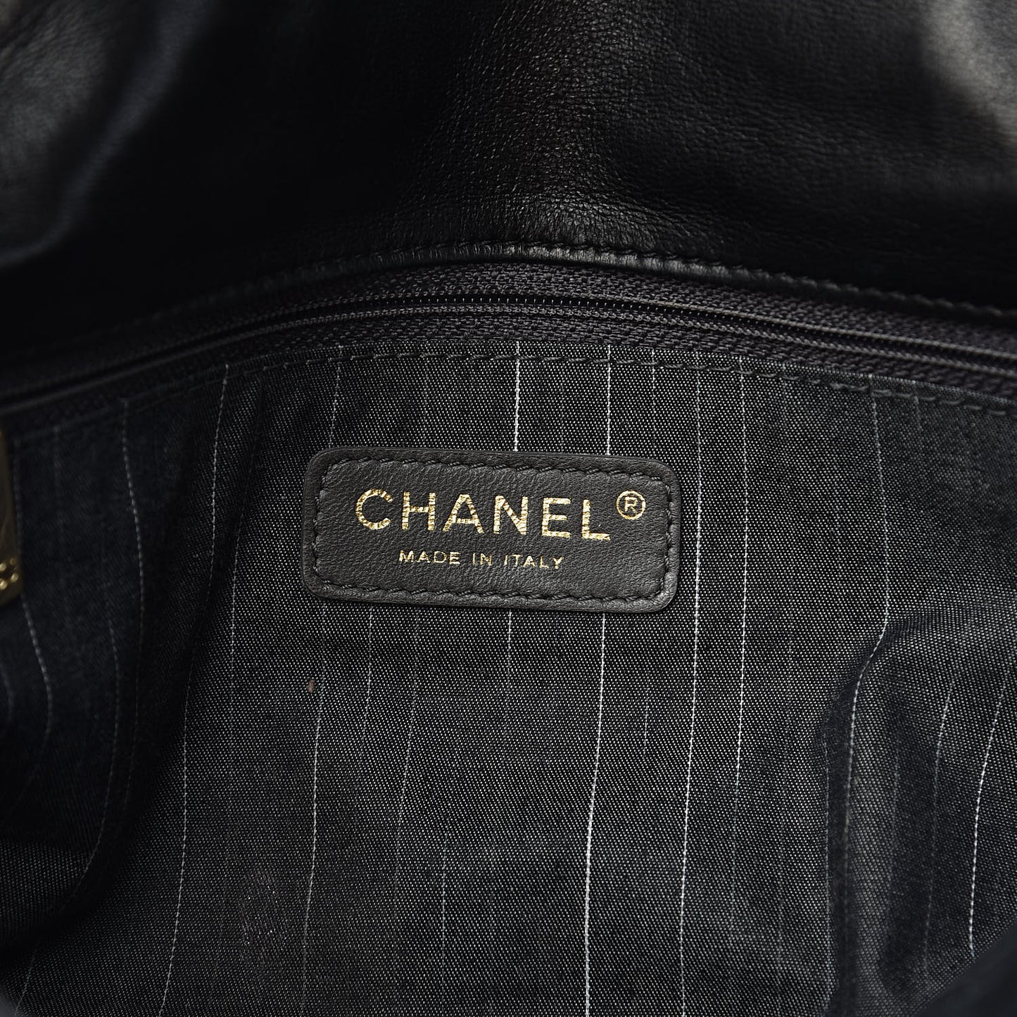 Lambskin Quilted Medium Westminster Pearl Flap Black