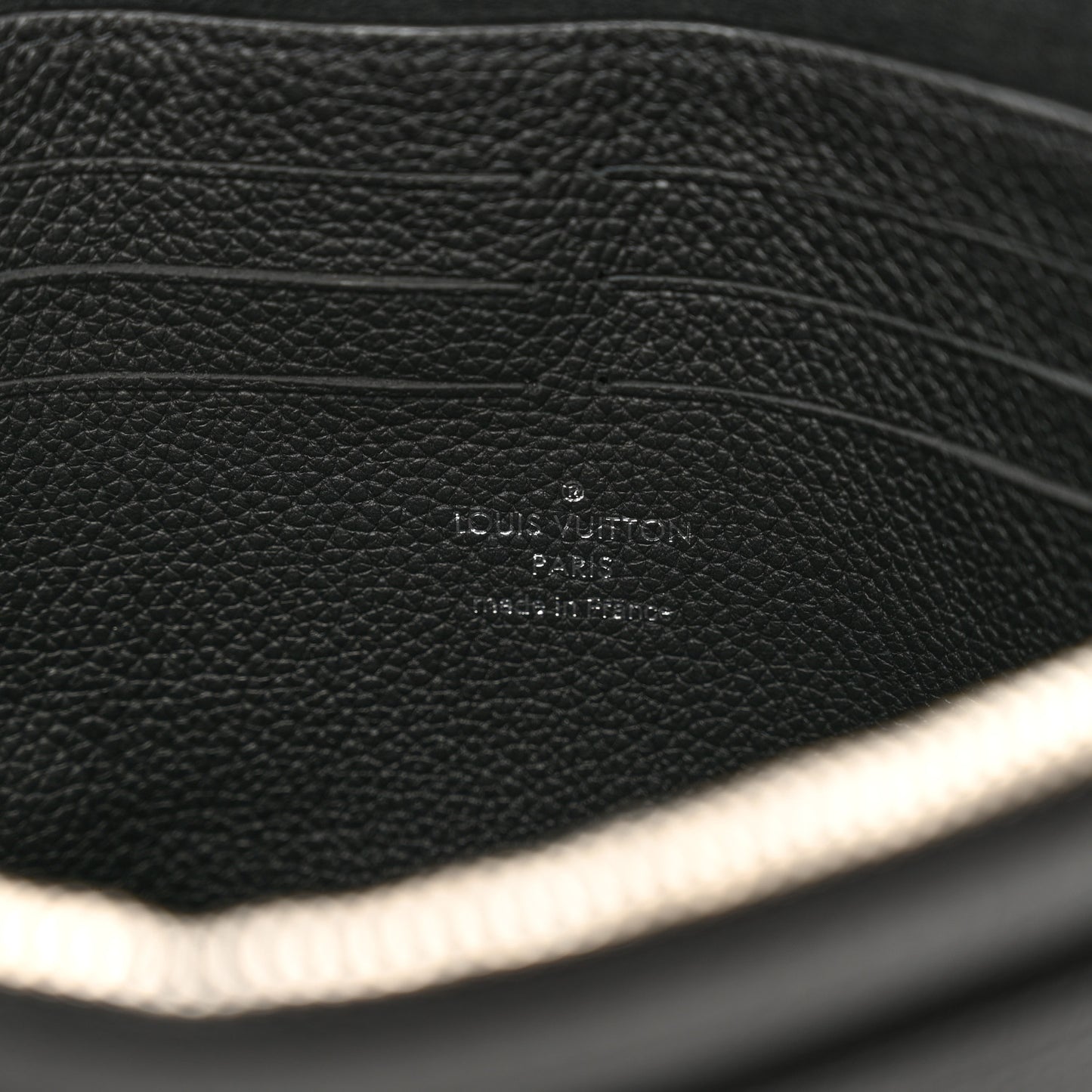Soft Calfskin My Lockme Pochette Black