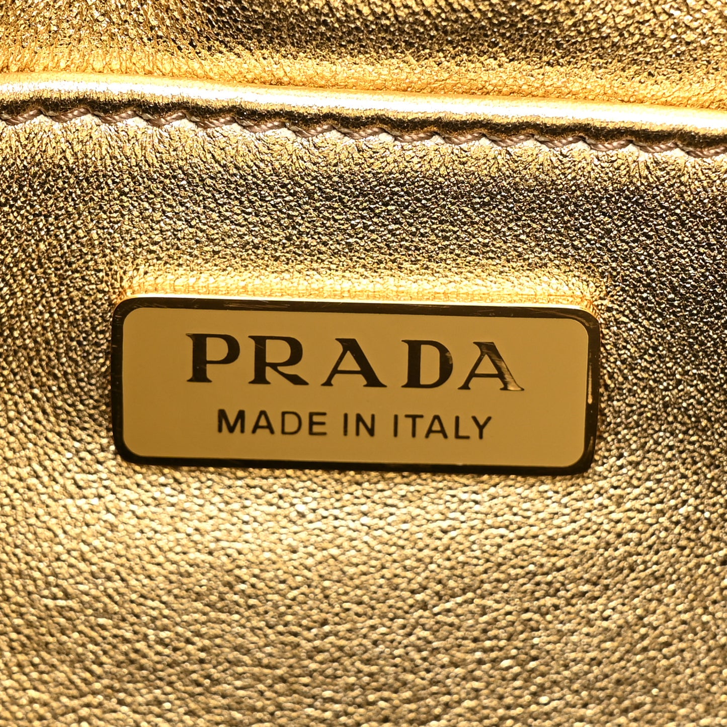 Spazzolato Cleo Adjustable Strap Shoulder Bag Platino