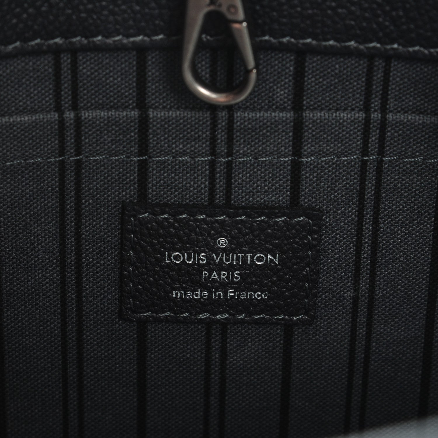 Louis Vuitton Empreinte Studded Montaigne BB Platine 6 of 7