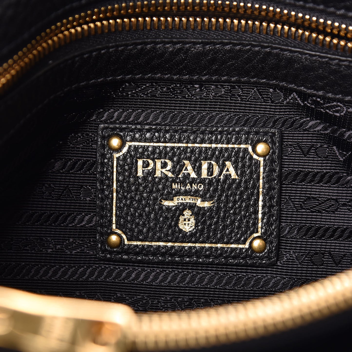 Vitello Phenix Tote Black
