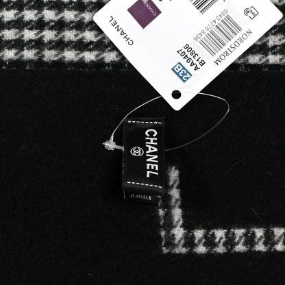 Chanel Cashmere CC Stole Black Grey 3 of 3