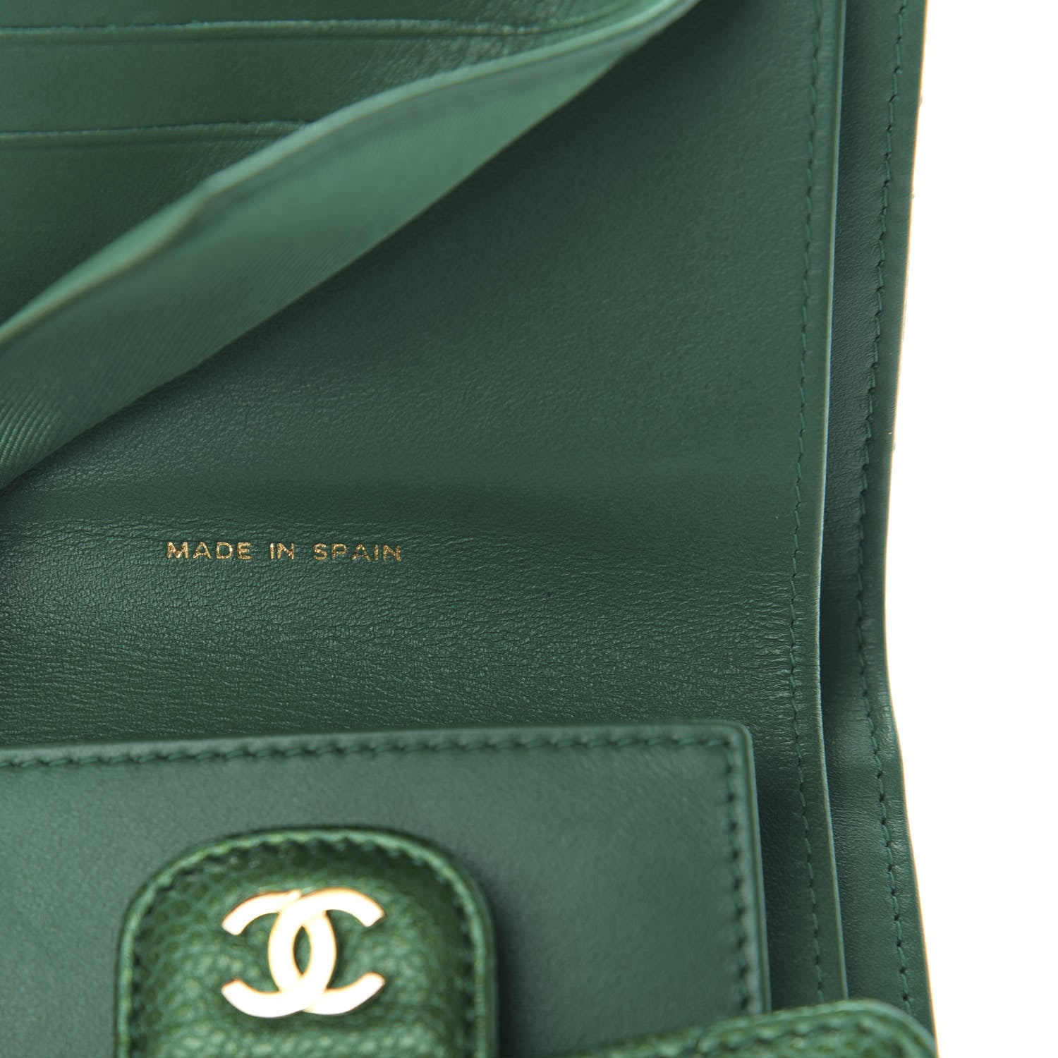 Chanel Metallic Caviar Quilted Compact Flap Wallet Green 7 of 8